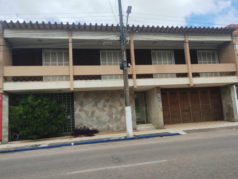  | Sobrado para Venda - Centro - CAMAQUÃ